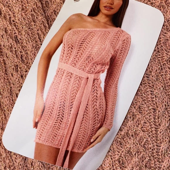 Dress - Picture 1 of 1